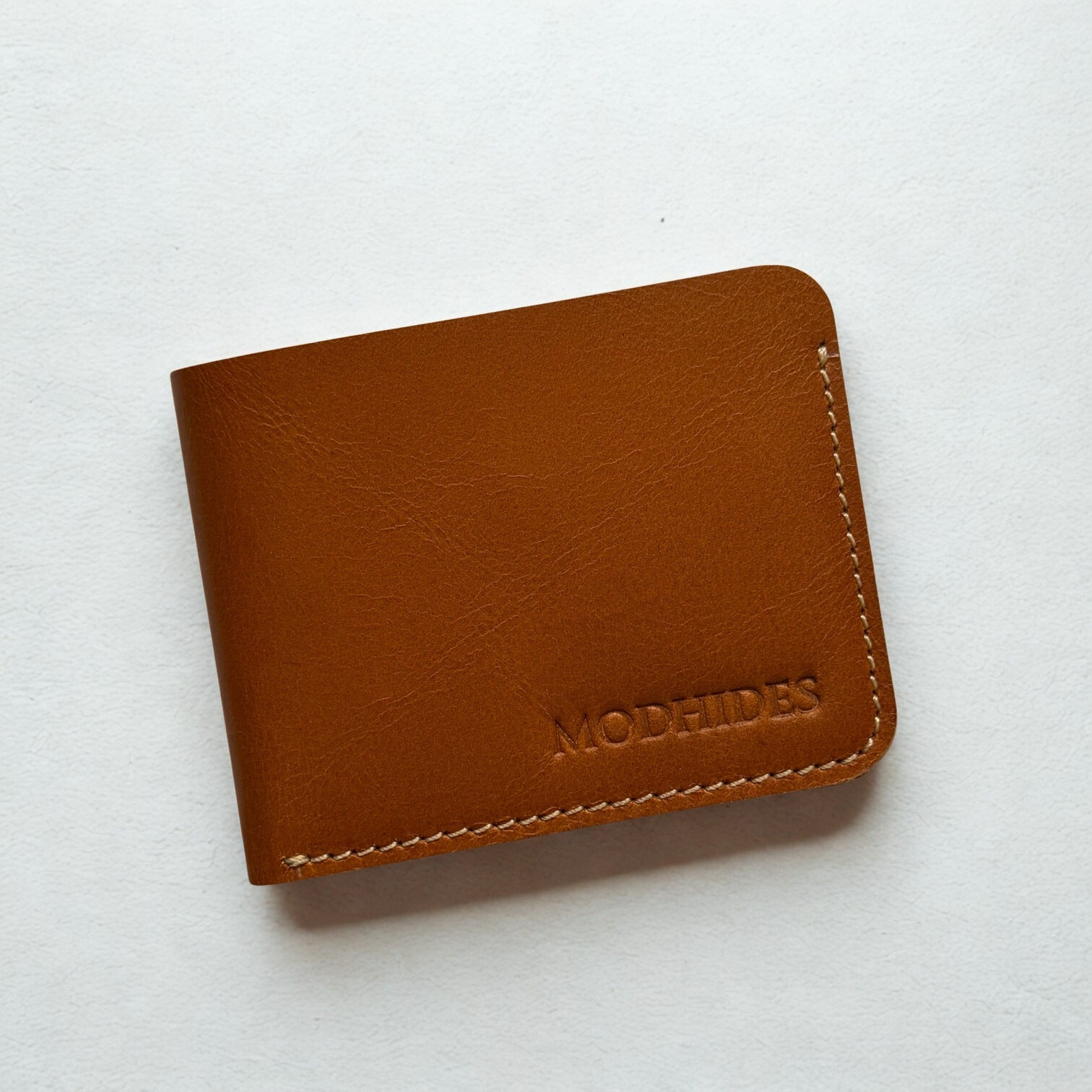 Classic Minimalist Bi-Fold Wallet